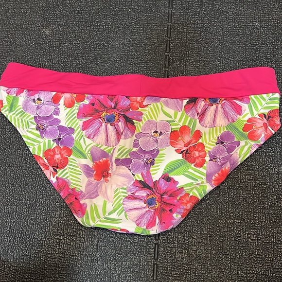 Lands end floral bikini bottom - Picture 2 of 3